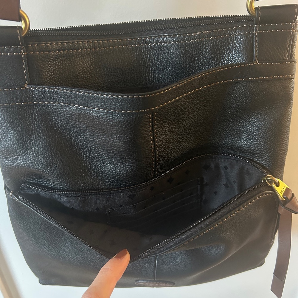 Fossil - Elegant Black Leather Shoulder Bag